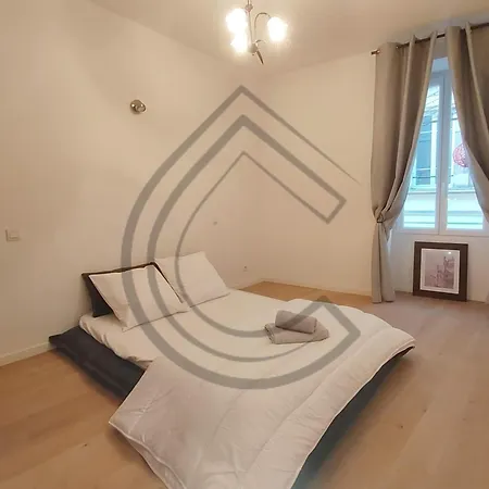 Cocon Du Centre 莱萨布勒-多洛讷